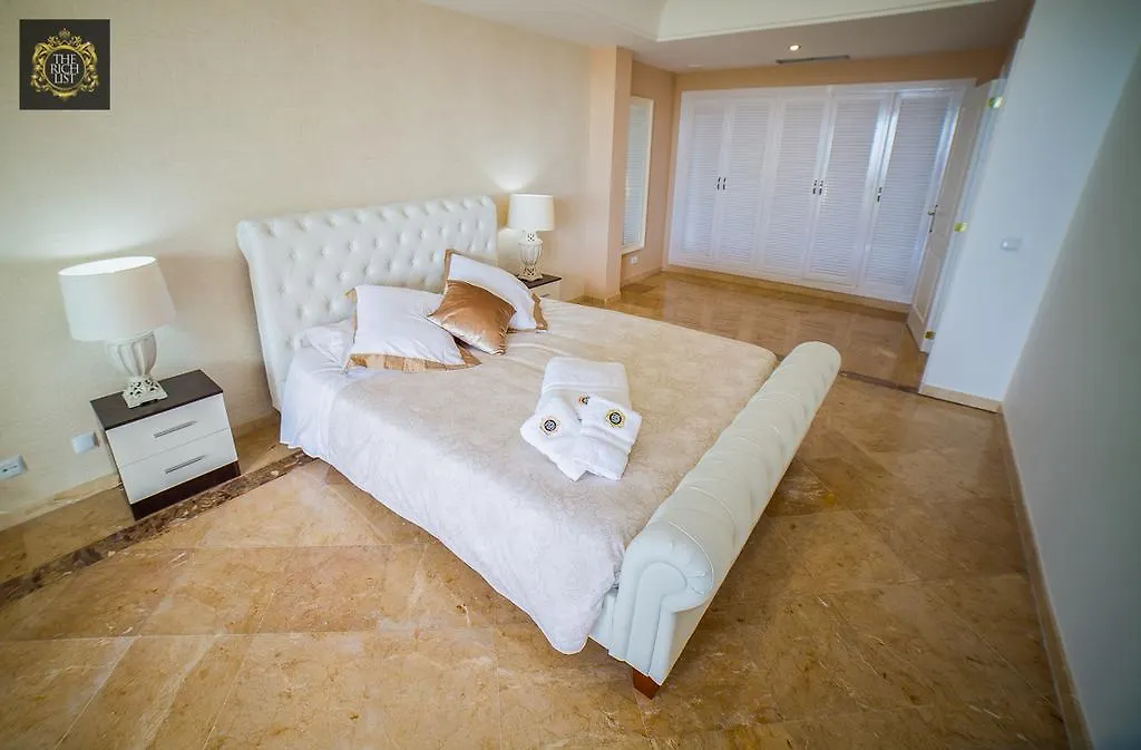 Banus Beach Apartments Marbella