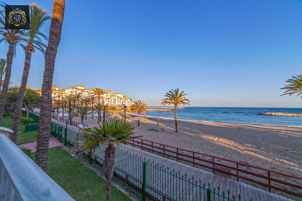 アパートホテル Banus Beach Apartmentsマルベーリャ