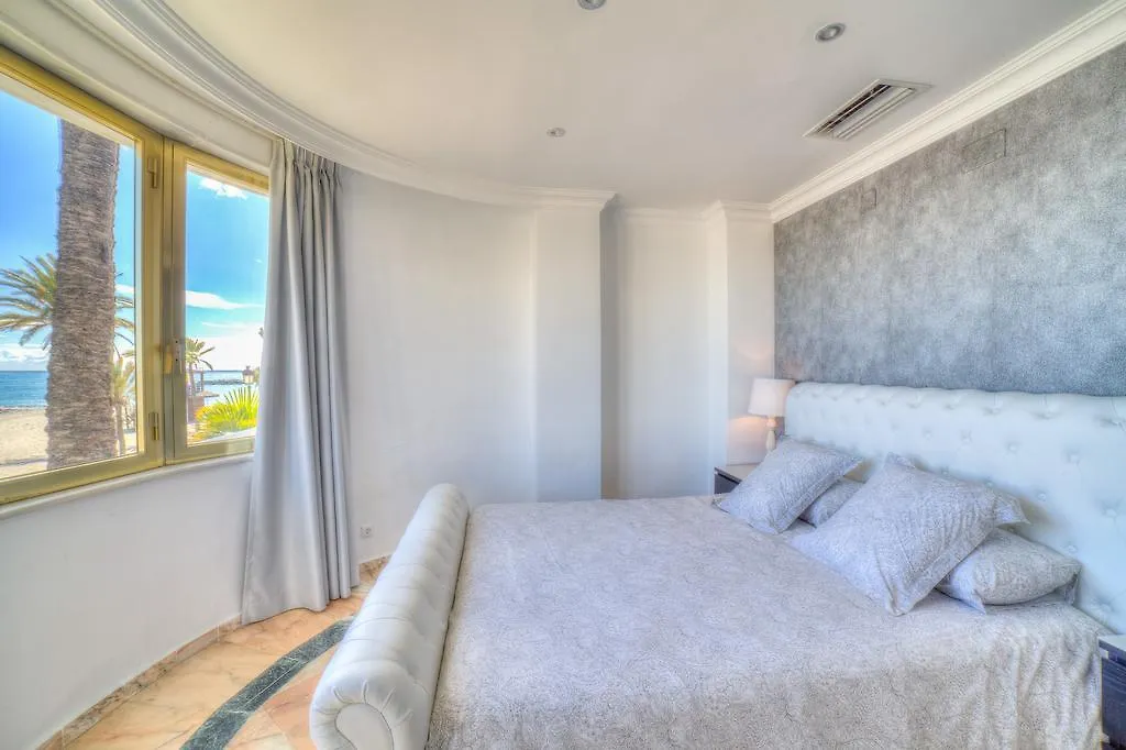 アパートホテル Banus Beach Apartmentsマルベーリャ
