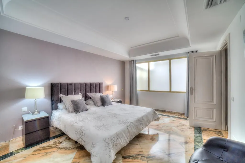 Banus Beach Apartmentsマルベーリャ 4*, マルベーリャ