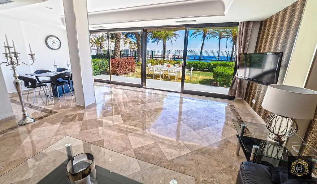 アパートホテル Banus Beach Apartmentsマルベーリャ