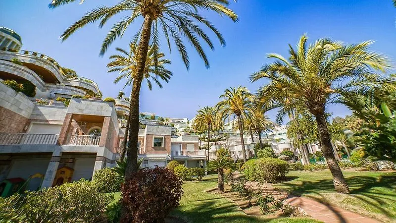 アパートホテル Banus Beach Apartmentsマルベーリャ
